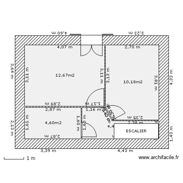 ETAGE SANS MEUBLES  BAINS. Plan de 