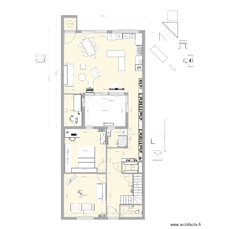 sdbRDCv3. Plan de 8 pièces et 119 m2