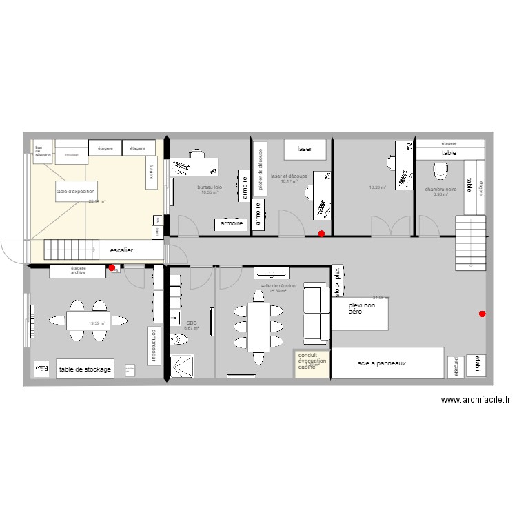 étage jjs avec SDB. Plan de 0 pièce et 0 m2