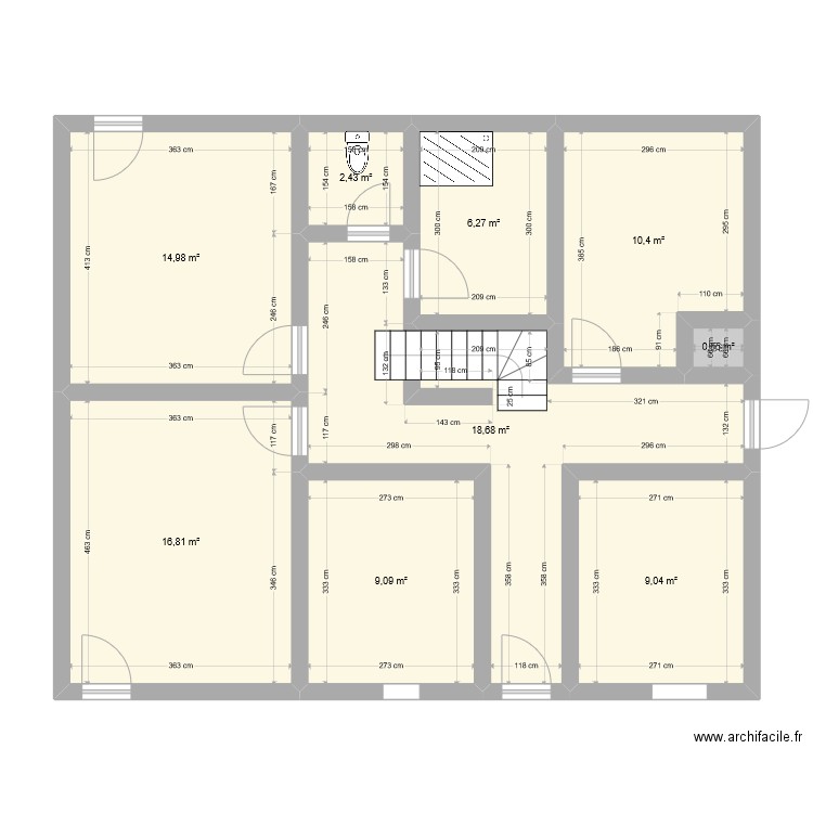 Charles. Plan de 16 pièces et 182 m2