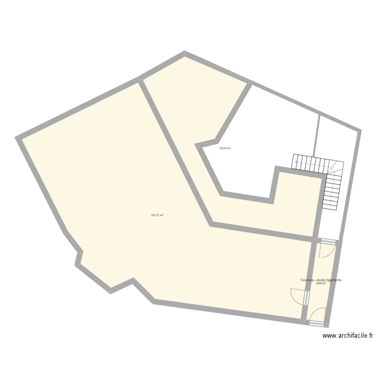 2022eom1760. Plan de 3 pièces et 139 m2