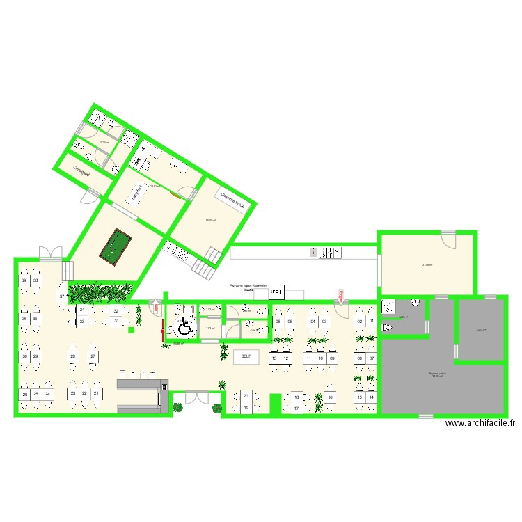 Plan restaurant v4 avec bar centrale revu grande salle et salle de jeux arrière. Plan de 0 pièce et 0 m2