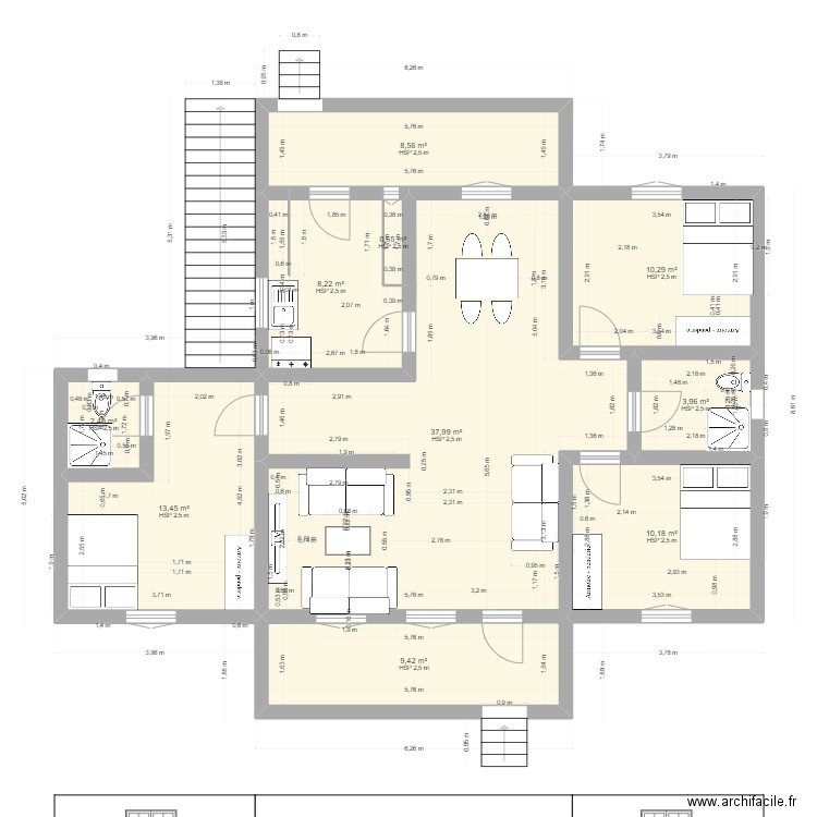 Maison de 3 Chambres. Plan de 10 pièces et 105 m2