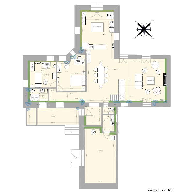 Branceilles 10. Plan de 6 pièces et 176 m2