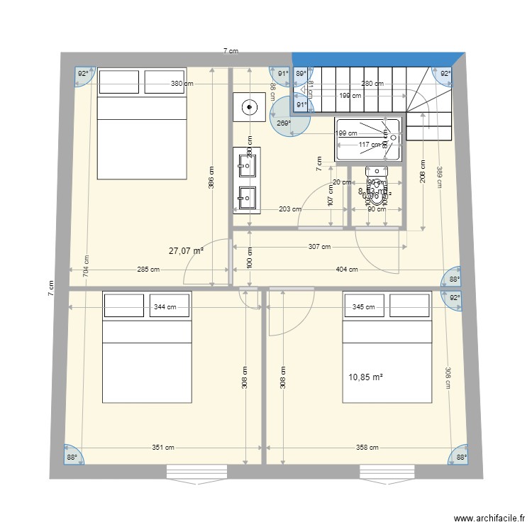 appartement cote place 2. Plan de 0 pièce et 0 m2