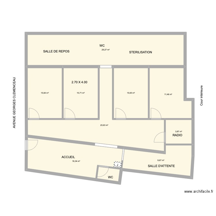 NPMAIRIE V1 JEN. Plan de 9 pièces et 128 m2