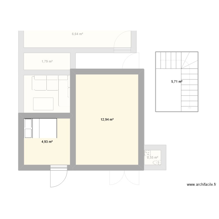 thaina. Plan de 8 pièces et 54 m2