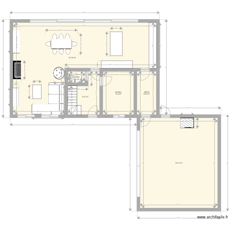 Maison. Plan de 6 pièces et 146 m2