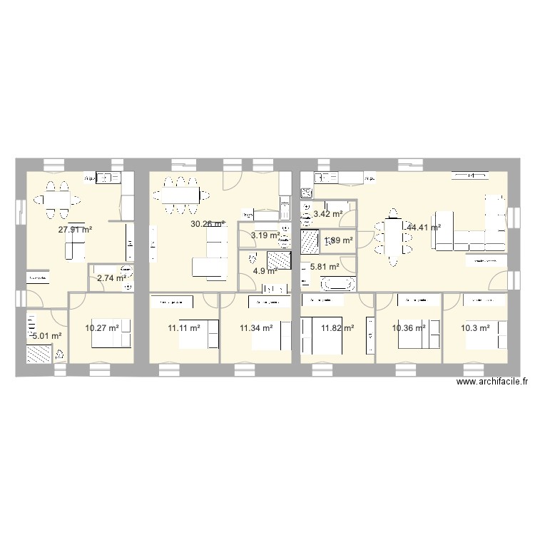 RDC. Plan de 16 pièces et 195 m2