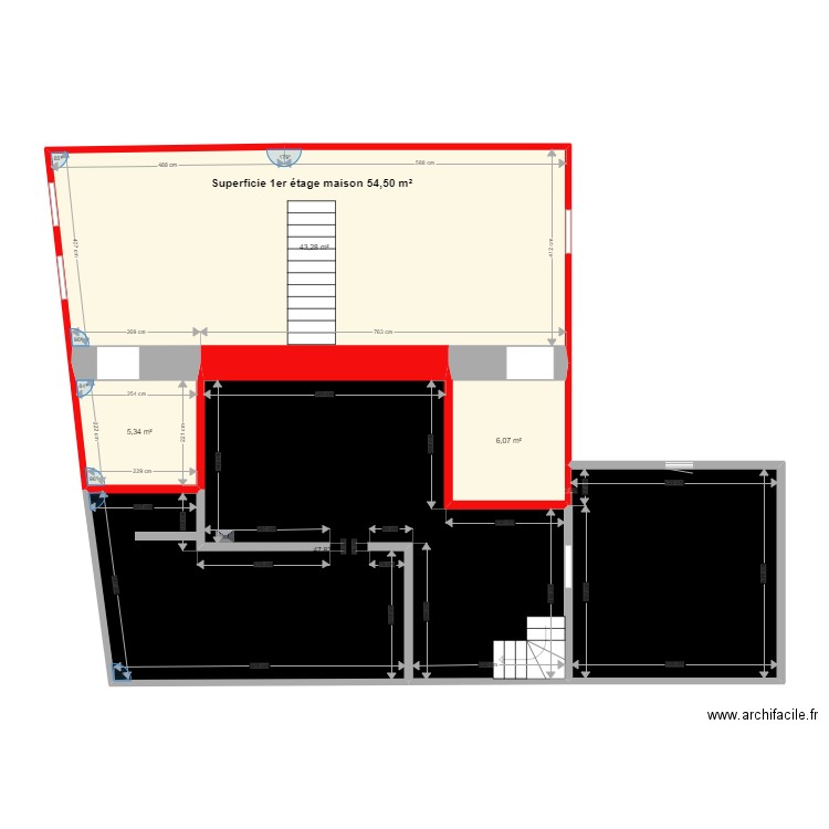 1er étage maison. Plan de 5 pièces et 121 m2