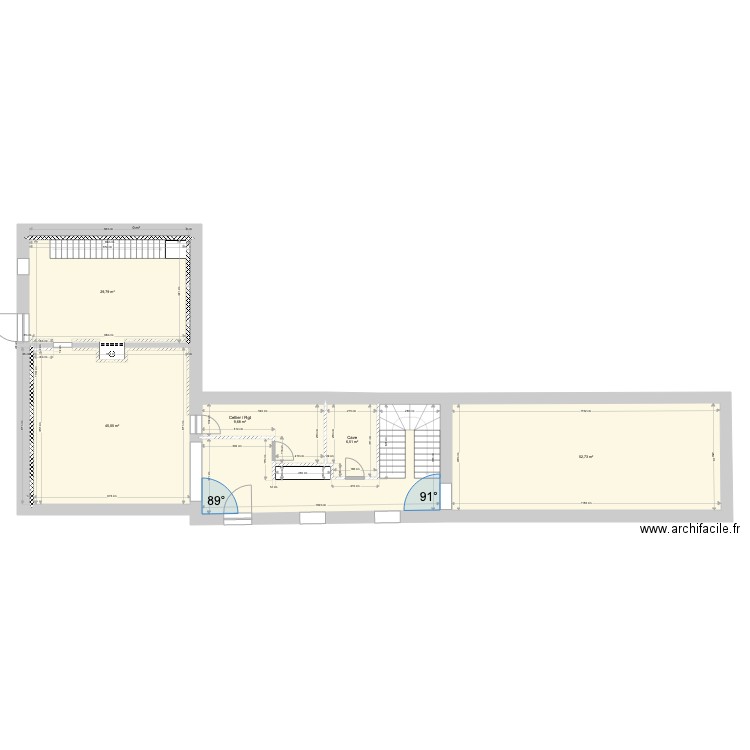 YVRAC. Plan de 7 pièces et 173 m2