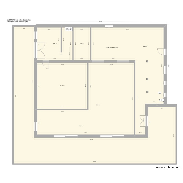 Les angles V9 05/23. Plan de 31 pièces et 1029 m2