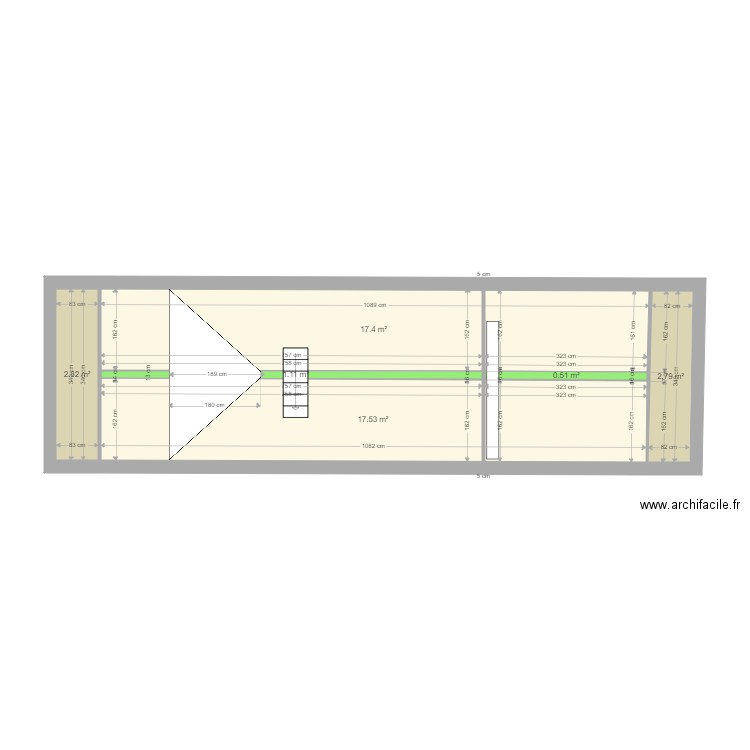 Comble Hôpital. Plan de 6 pièces et 42 m2