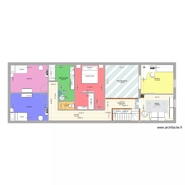 Grange &eacute;tage. Plan de 11  et 106 m²