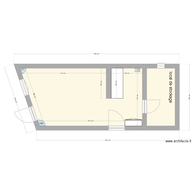 bureau magasin 2. Plan de 0 pièce et 0 m2
