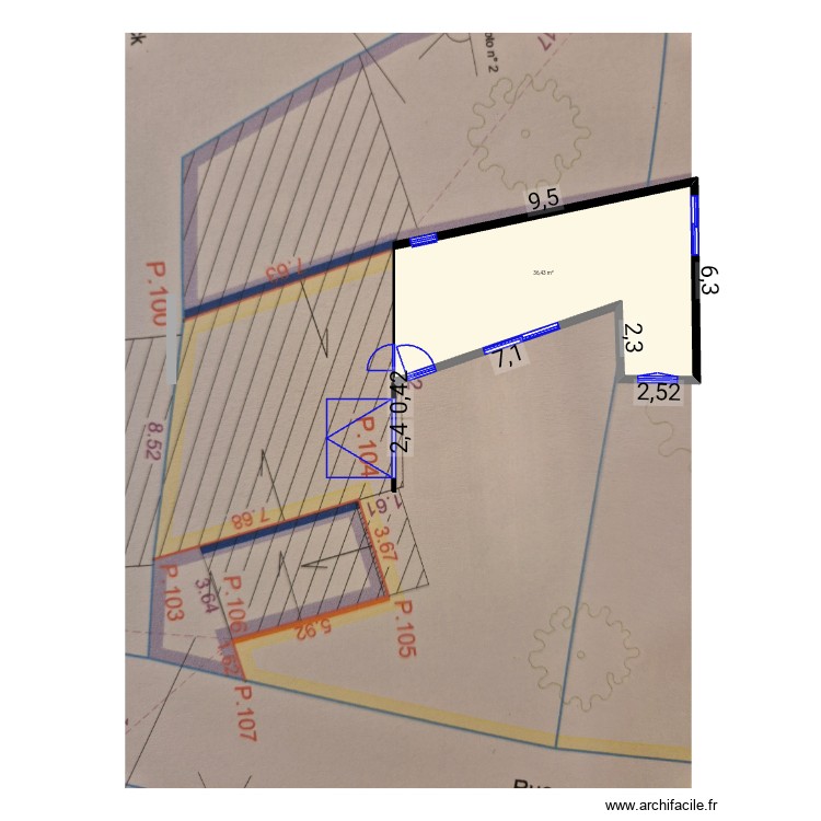 Garage existant. Plan de 0 pièce et 0 m2