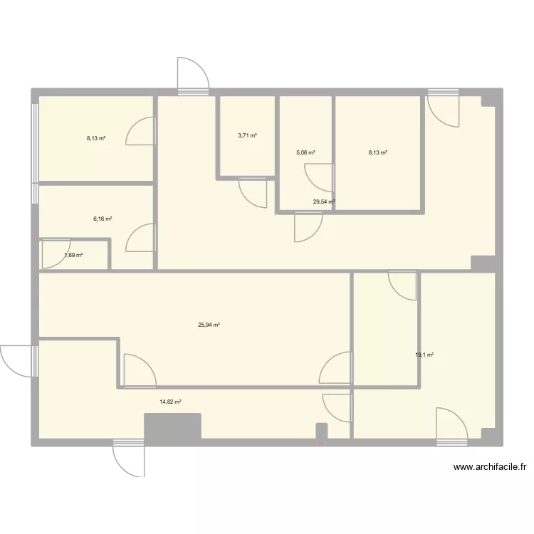 Restau Oasis actuel. Plan de 15 Pièces et 124 m²