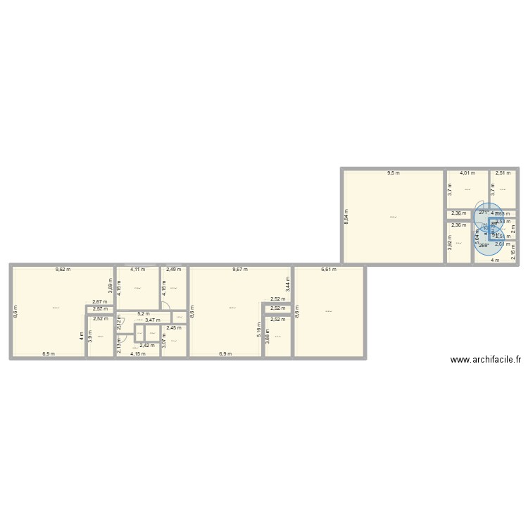 plessi trevice. Plan de 22 pièces et 412 m2