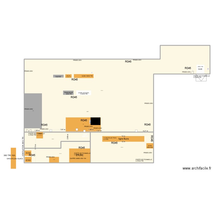 SCI 1. Plan de 4 pièces et 1206 m2