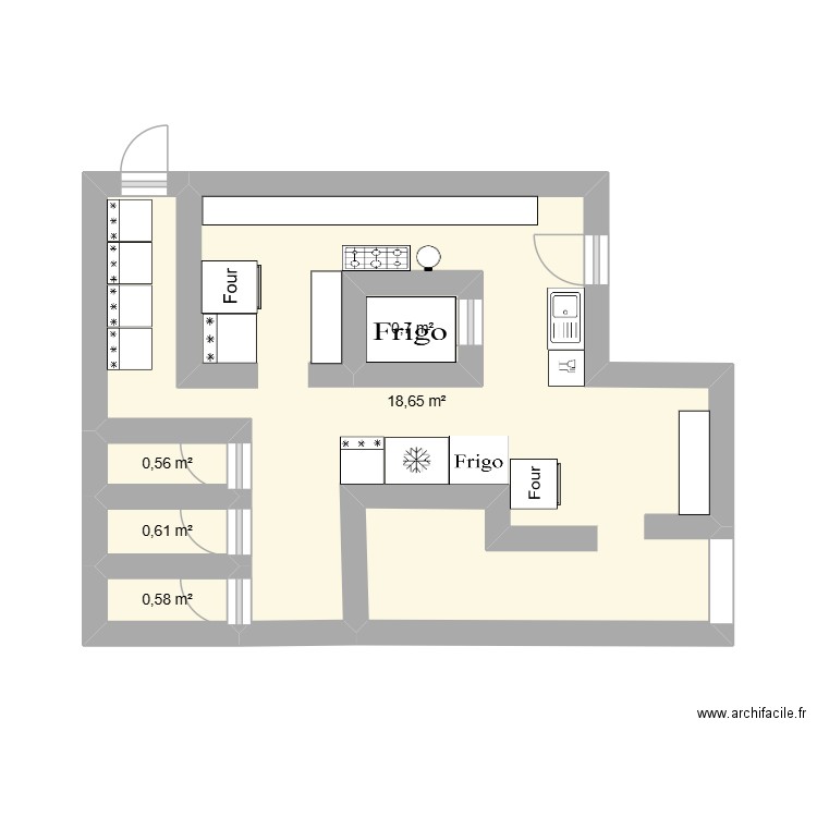 storini. Plan de 5 pièces et 23 m2