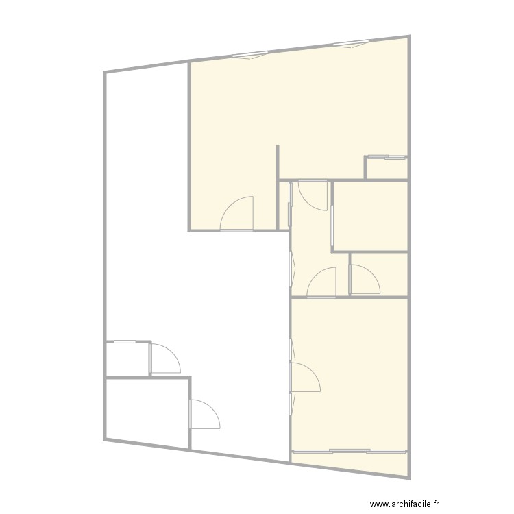 MENEGHETTI v. Plan de 9 pièces et 90 m2