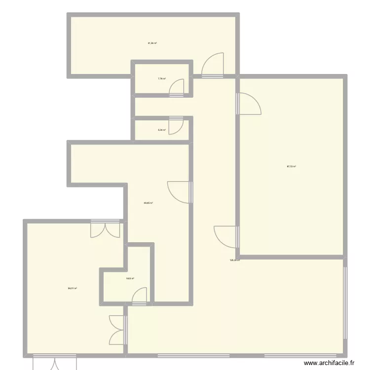 dynamo. Plan de 8  et 383 m²