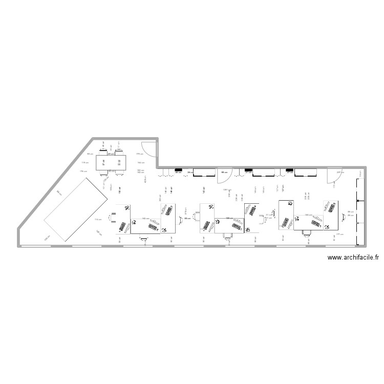 Bureau 18eme. Plan de 0 pièce et 0 m2