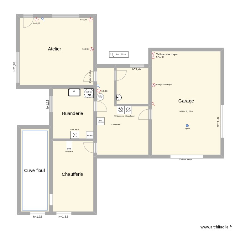 Alabri-Maroussia. Plan de 7 pièces et 150 m2
