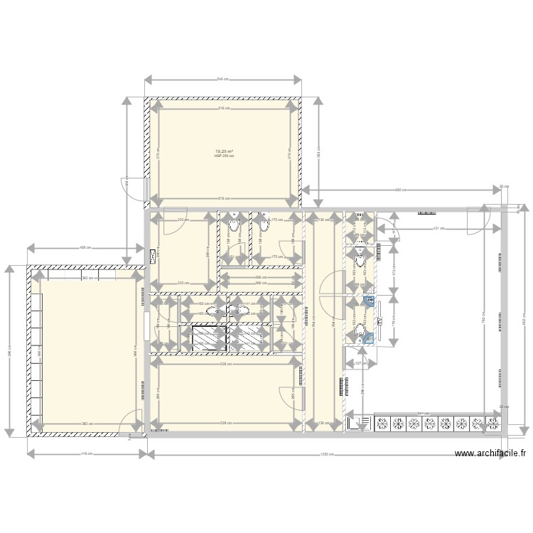 toolog rdc  vestiaire ghghghg. Plan de 17 pièces et 93 m2