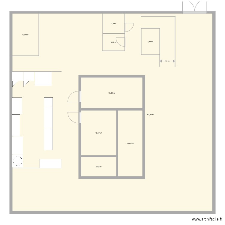 Plan base Yens Structure 3. Plan de 9 pièces et 379 m2