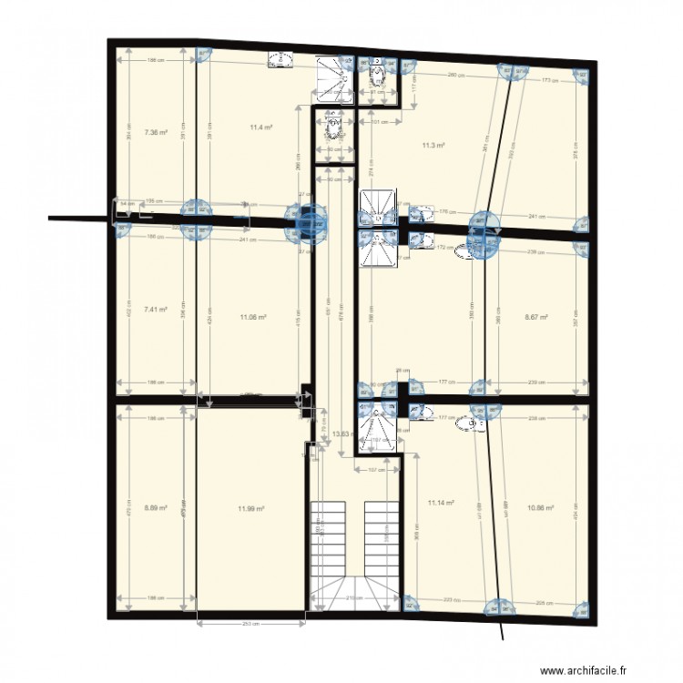 CATROS R+1. Plan de 14 pièces et 135 m2