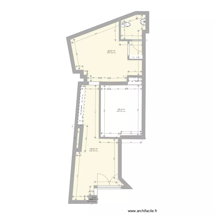 centre la louvi&egrave;re  2. Plan de 