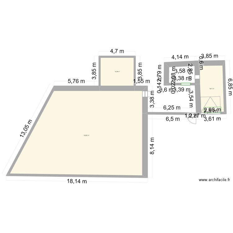 MOI. Plan de 3 pièces et 188 m2
