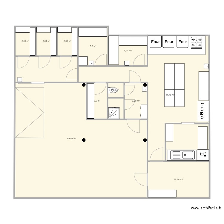 CELLIER DE LA TREILLE traiteur. Plan de 12 pièces et 152 m2