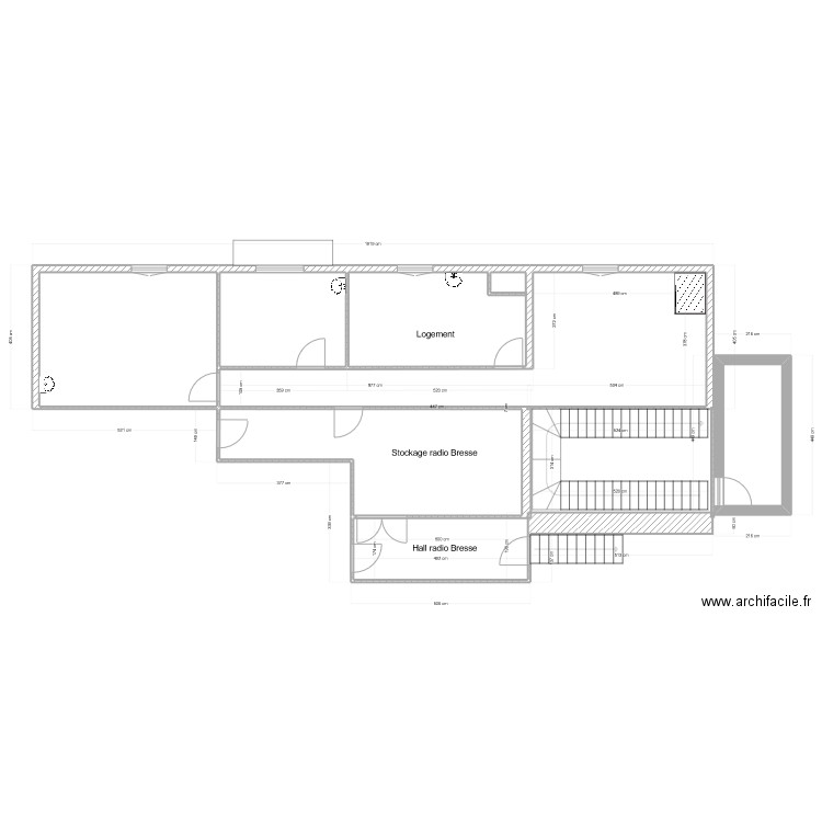 Hébergement d'urgence EDL. Plan de 5 pièces et 68 m2