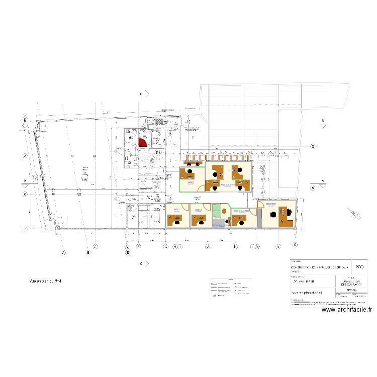 Bureaux DPE R+4 - V1. Plan de 7 pièces et 84 m2