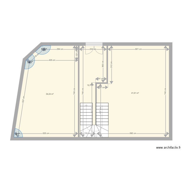 Immeuble Jasmin. Plan de 26 pièces et 348 m2