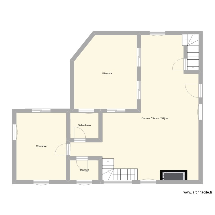 RDCb. Plan de 5 pièces et 99 m2