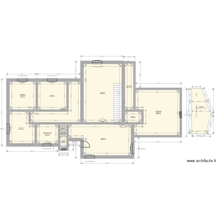 Bourgoin. Plan de 14 pièces et 184 m2