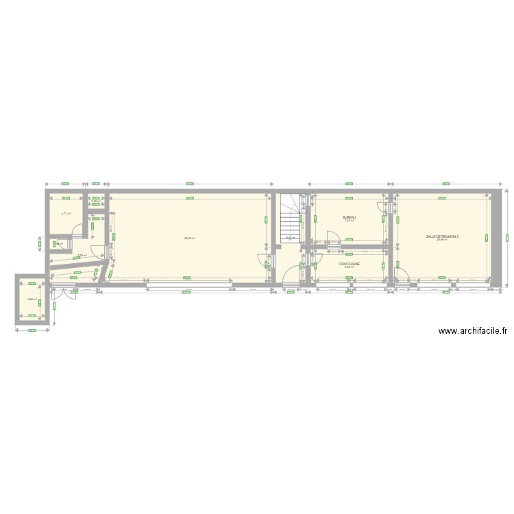 SALLES PAROISSIALES V002. Plan de 10 pièces et 129 m2