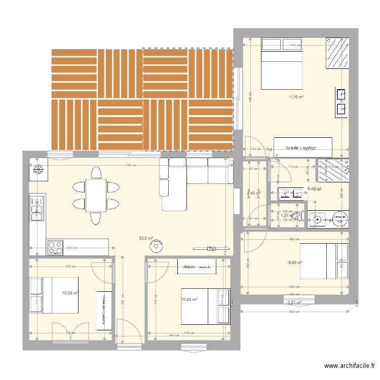 Collin. Plan de 9 pièces et 104 m2