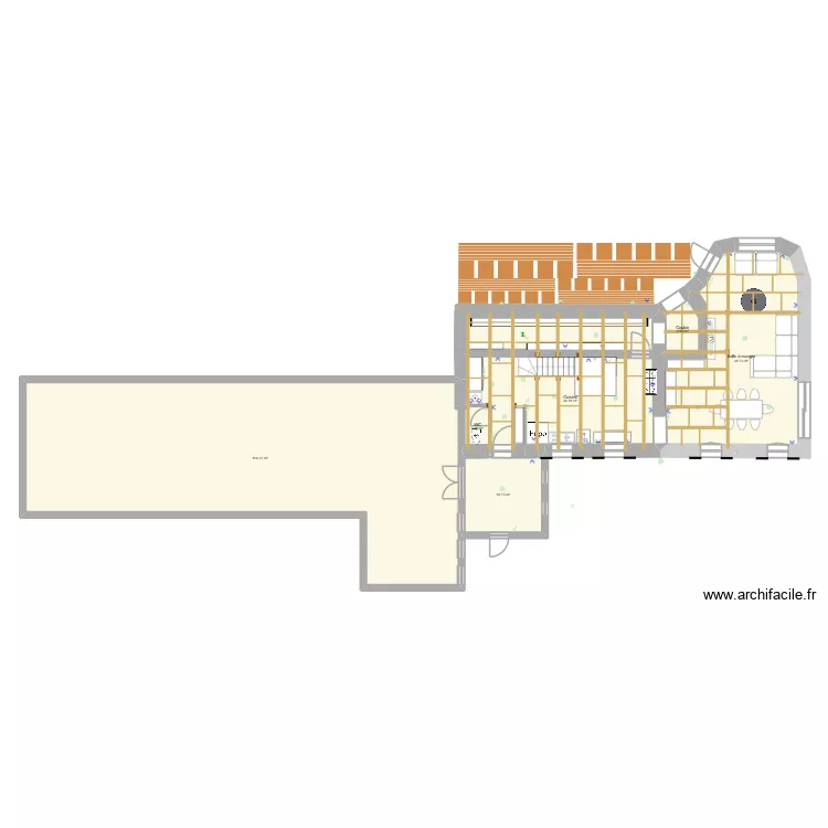 molompize rdc3. Plan de 6  et 209 m²