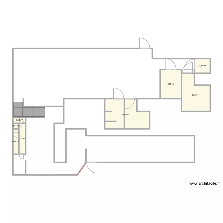 carrefour. Plan de 8  et 19 m²