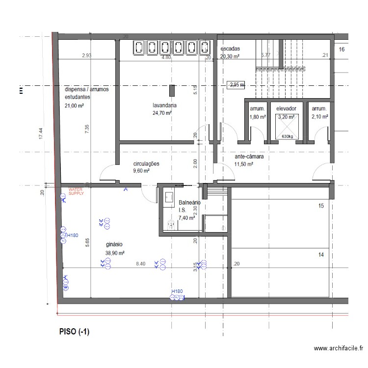 Fitness Lamas. Plan de 0 pièce et 0 m2