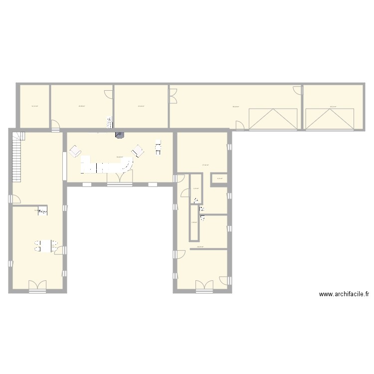 MOGADOR RDC. Plan de 23 pièces et 640 m2