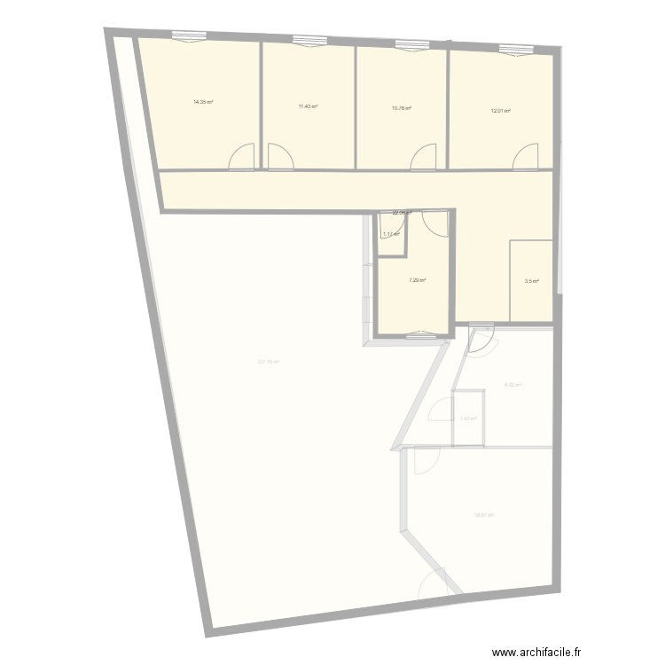 Etage maison. Plan de 0 pièce et 0 m2