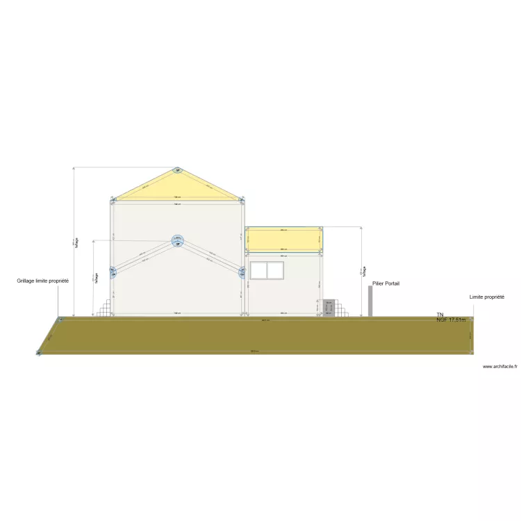 Fa&ccedil;ade nord cot&eacute;. Plan de 