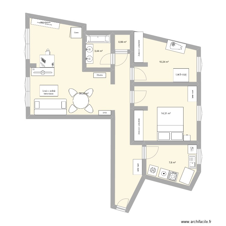 4CV. Plan de 6 pièces et 75 m2