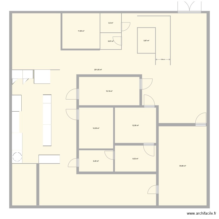 Plan base Yens Structure 4. Plan de 11 pièces et 318 m2