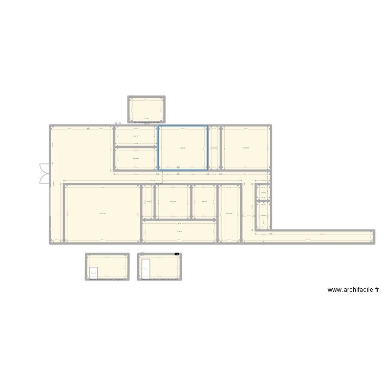 Angoulême-V5. Plan de 17 pièces et 300 m2